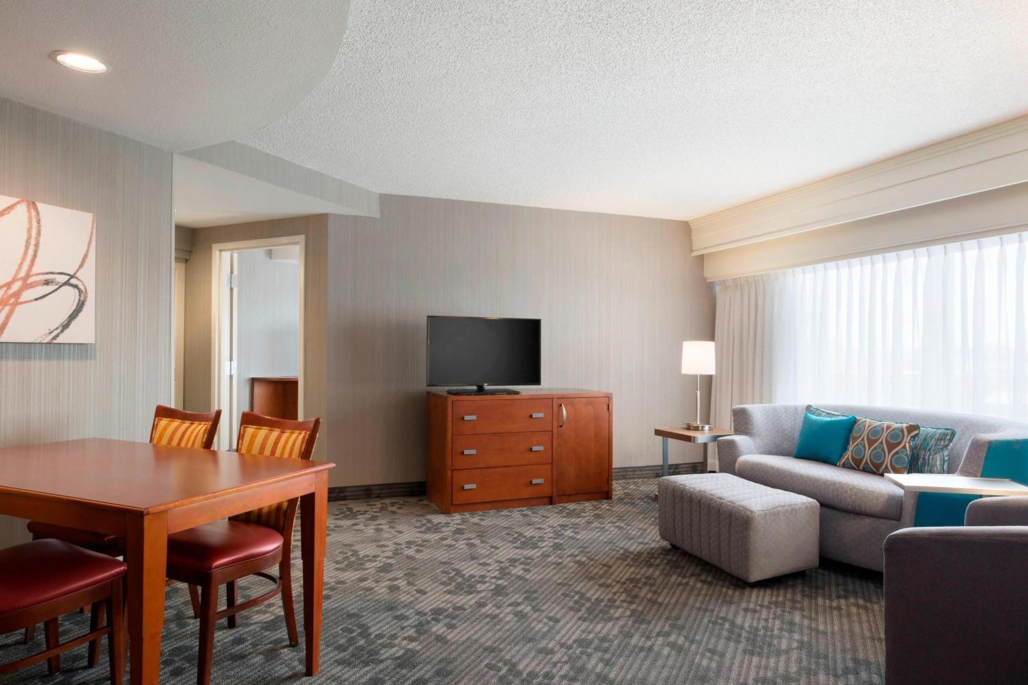 Courtyard By Marriott Fort Smith Downtown Εξωτερικό φωτογραφία